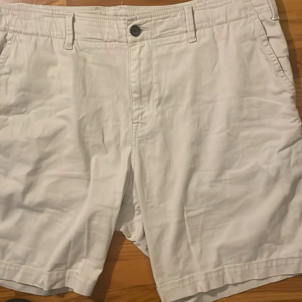 LUCKY BRAND size 40 light tan cargo shorts - Picture 6 of 11